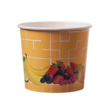 Eisbecher mit frischen Früchten Eisbecher mit frischen Früchten
